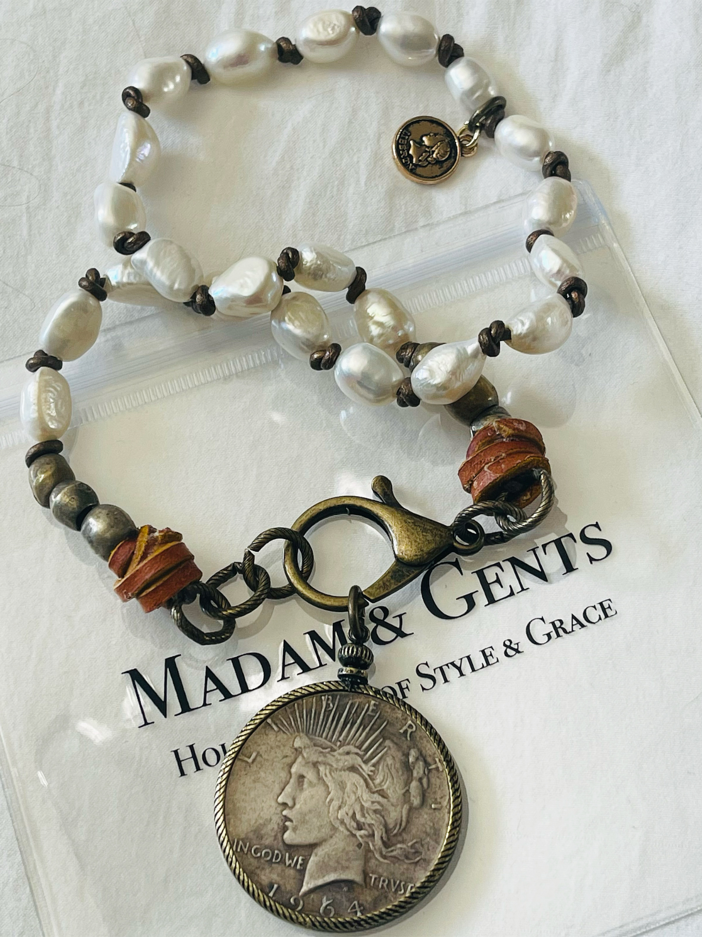 FRESH WATER PEARL NECKLACE