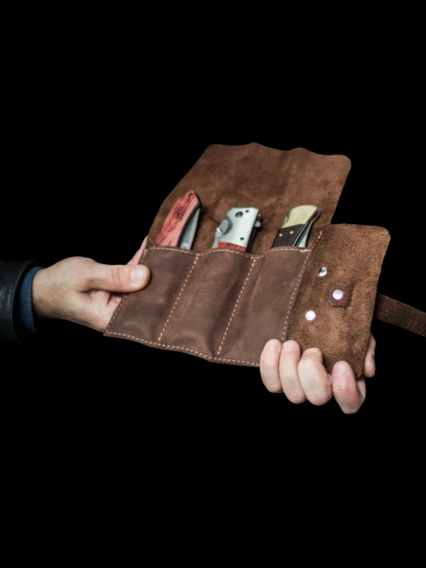 LEATHER POCKET ROLL HOLDER