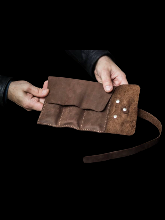 LEATHER POCKET ROLL HOLDER