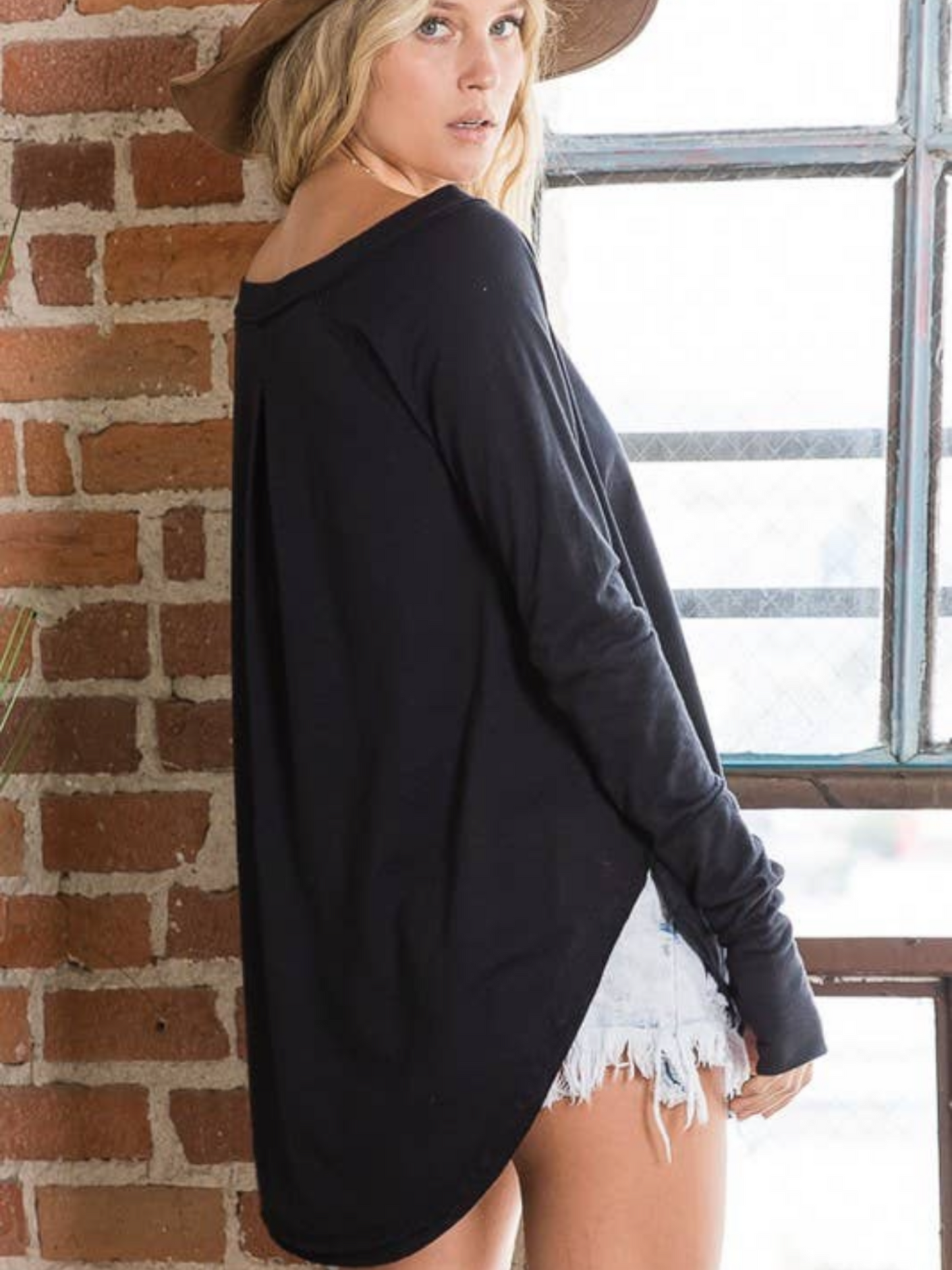 THE INDIE BLACK TUNIC